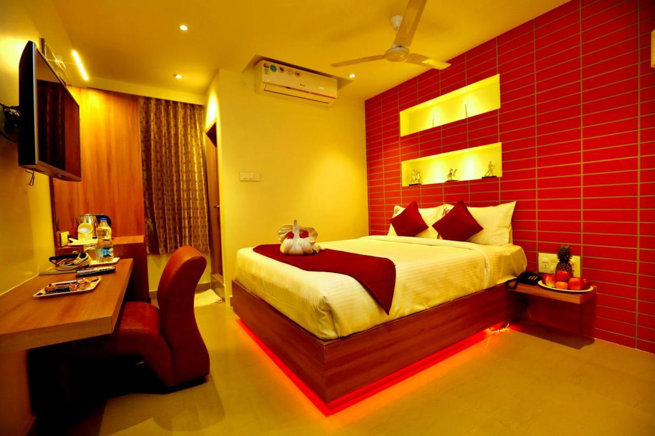 Hotel Kek Grand Park Madras Buitenkant foto